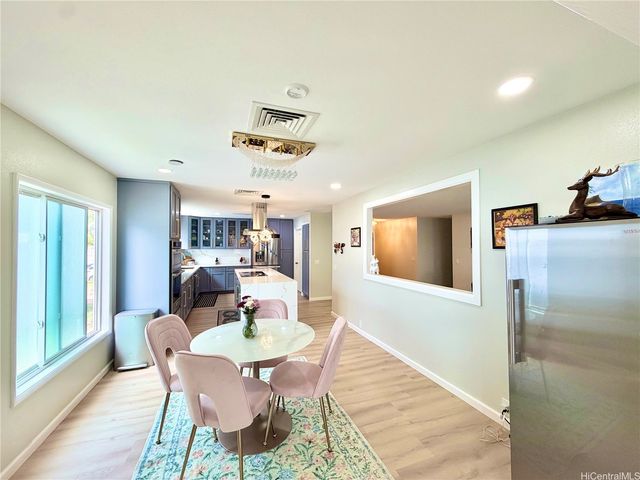 685 Kealahou Street, Honolulu, HI 96825
