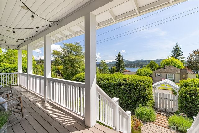 4203 Academy Street, Bellingham, WA 98226
