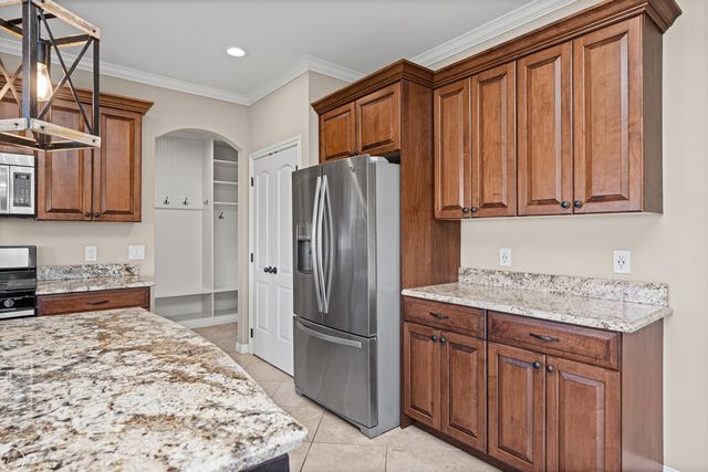 21961 Pinder Court, Macomb Twp, MI 48044
