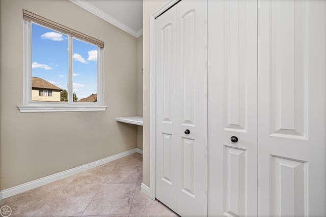 21961 Pinder Court, Macomb Twp, MI 48044