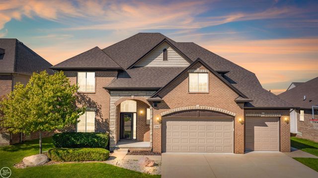 21961 Pinder Court, Macomb Twp, MI 48044