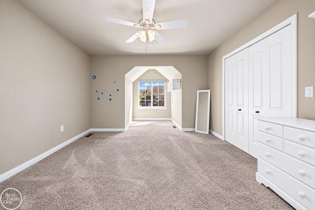 21961 Pinder Court, Macomb Twp, MI 48044