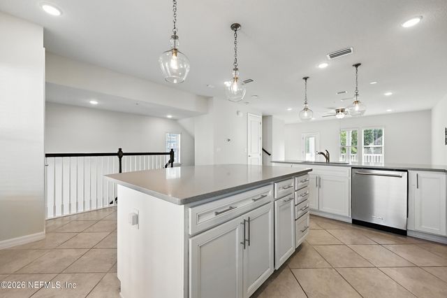 39 FALLING WATER Court, Ponte Vedra, FL 32081