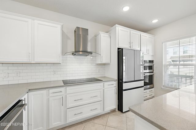 39 FALLING WATER Court, Ponte Vedra, FL 32081