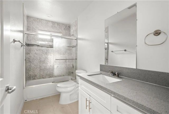 4816 Saturn Street, Los Angeles, CA 90019