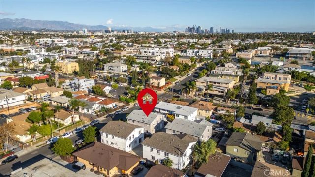 4816 Saturn Street, Los Angeles, CA 90019