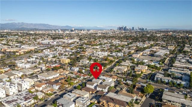 4816 Saturn Street, Los Angeles, CA 90019