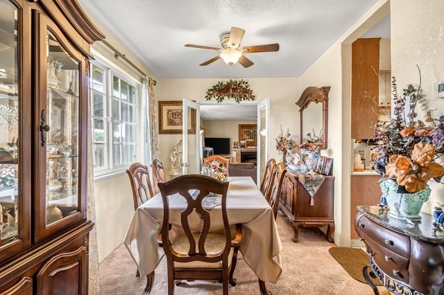 907 S Rogers Lane, Fresno, CA 93727