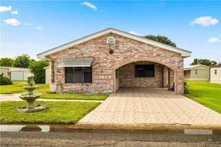 1009 Las Flores Drive, Alamo, TX 78516