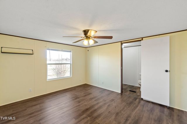 45 Chickadee Road, Afton, TN 37616