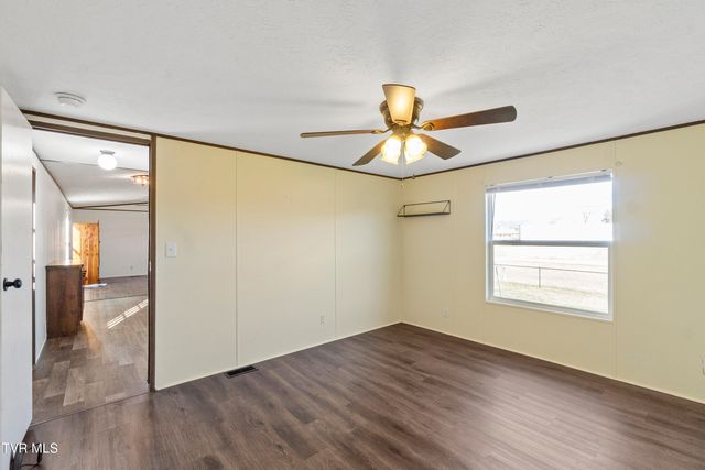 45 Chickadee Road, Afton, TN 37616