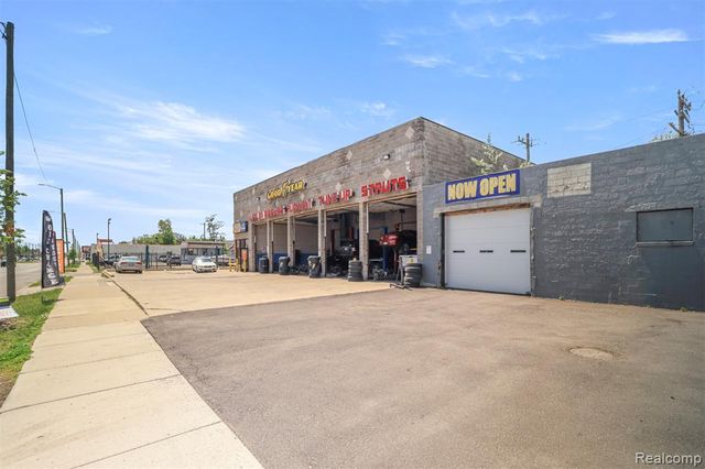14801 Livernois Avenue, Detroit, MI 48238