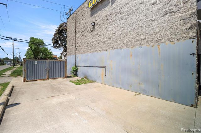 14801 Livernois Avenue, Detroit, MI 48238