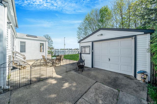 2152 Erma Drive, East Meadow, NY 11554