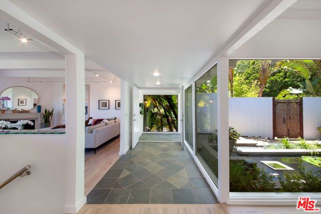 1644 Marmont Avenue, Los Angeles, CA 90069