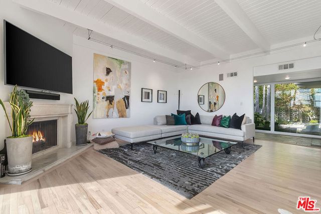 1644 Marmont Avenue, Los Angeles, CA 90069