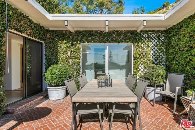 1644 Marmont Avenue, Los Angeles, CA 90069