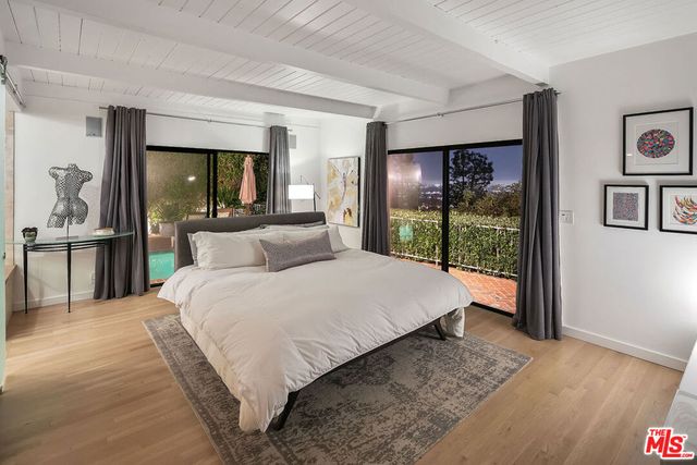 1644 Marmont Avenue, Los Angeles, CA 90069