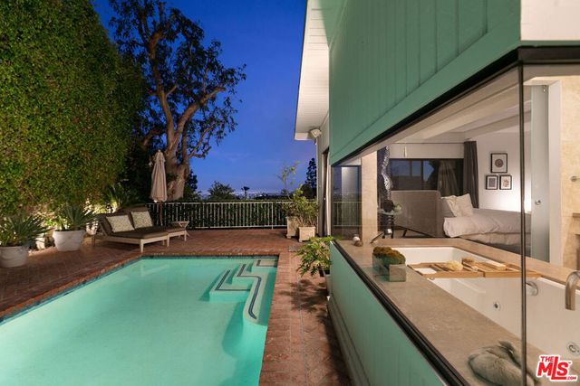 1644 Marmont Avenue, Los Angeles, CA 90069