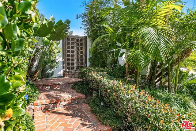 1644 Marmont Avenue, Los Angeles, CA 90069