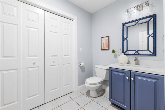 5 Nye Road, Medfield, MA 02052