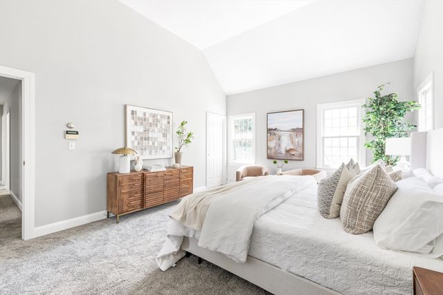 5 Nye Road, Medfield, MA 02052