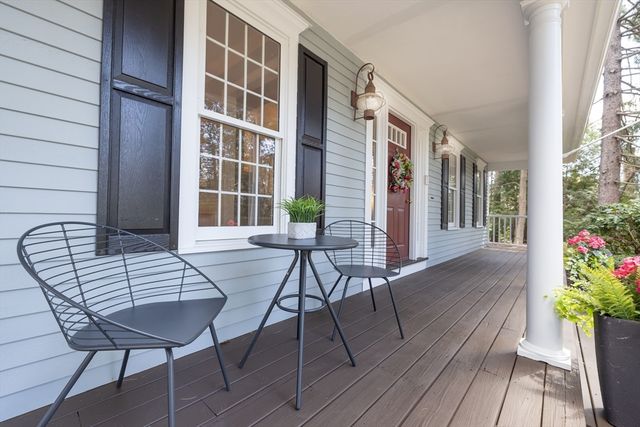 5 Nye Road, Medfield, MA 02052