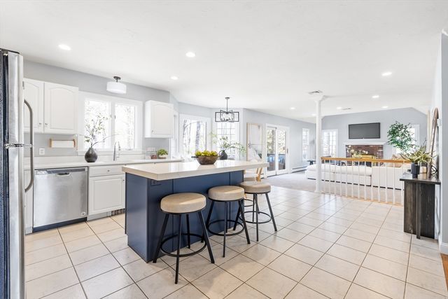 5 Nye Road, Medfield, MA 02052