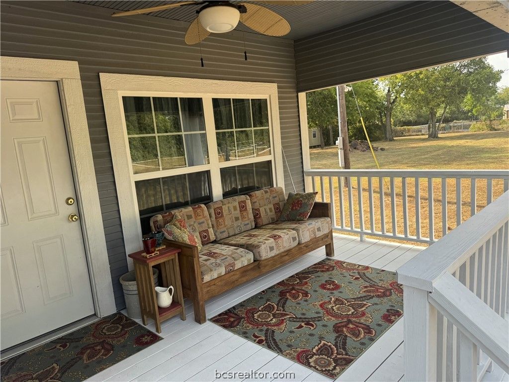 10390 Hedrick Road, Hearne, TX 77859 — photo 5