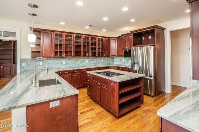 993 Middleton Drive NW, Calabash, NC 28467