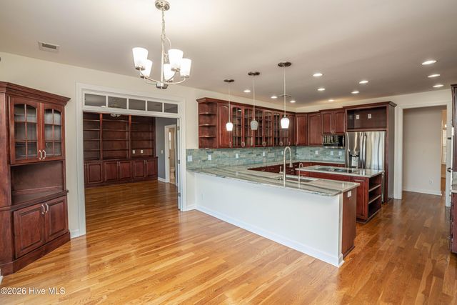 993 Middleton Drive NW, Calabash, NC 28467