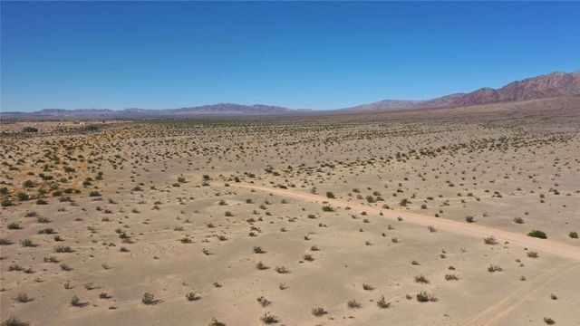 5 Indian Trail, 29 Palms, CA 92277