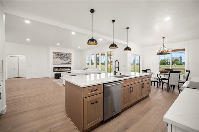 5526 S Dorset Rd, Spokane, WA 99224
