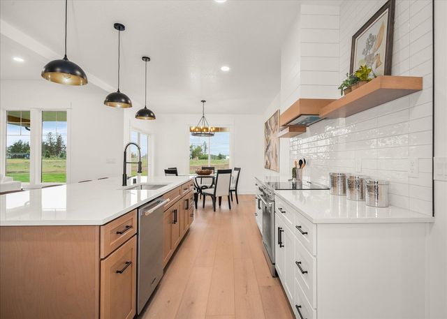 5526 S Dorset Rd, Spokane, WA 99224