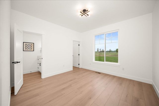 5526 S Dorset Rd, Spokane, WA 99224