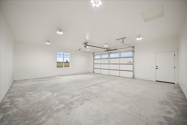 5526 S Dorset Rd, Spokane, WA 99224