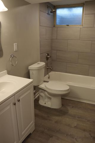 10005 Merrillville Road, Crown Point, IN 46307