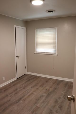 10005 Merrillville Road, Crown Point, IN 46307