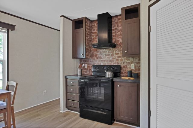 6624 Sunset Cove Court, Granbury, TX 76049