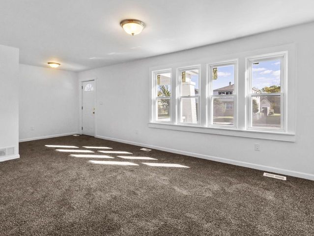 3259 N 35TH STREET, Milwaukee, WI 53216