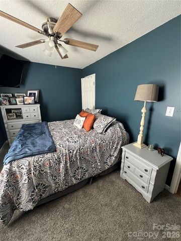 510 Texas Trail, Dallas, NC 28034