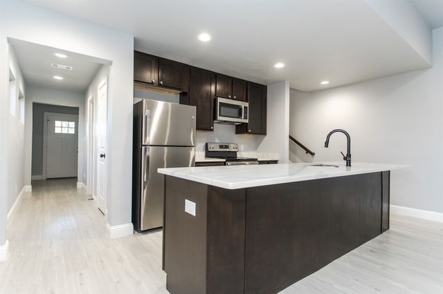 415 W Elm Street 415, Denison, TX 75020