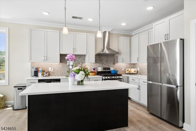401 Mariners Pointe, Hopatcong Boro, NJ 07843