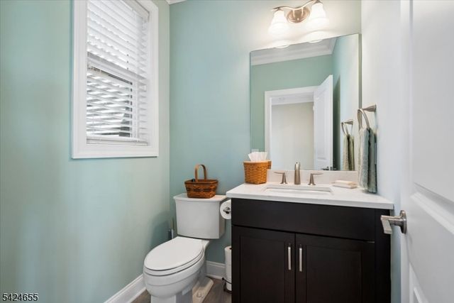 401 Mariners Pointe, Hopatcong Boro, NJ 07843