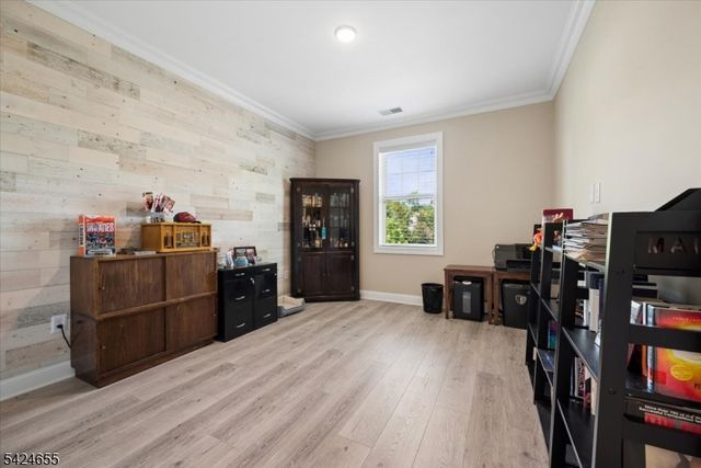 401 Mariners Pointe, Hopatcong Boro, NJ 07843