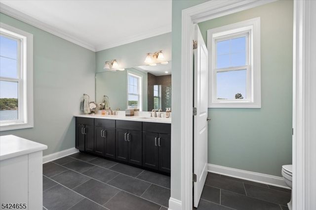 401 Mariners Pointe, Hopatcong Boro, NJ 07843