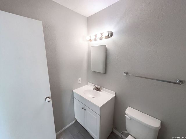 9646 IVY PLAIN DR, San Antonio, TX 78245
