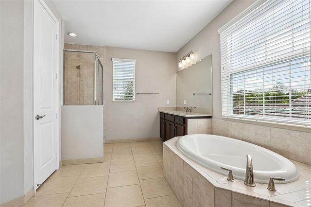2495 OAKWOOD PRESERVE DRIVE, Wesley Chapel, FL 33543