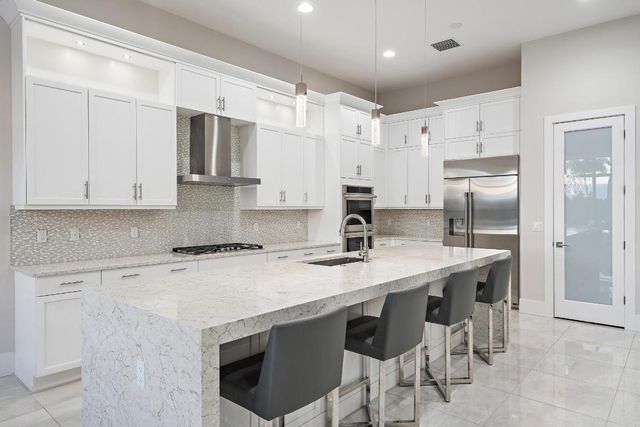 9243 Coral Isles Circle, Palm Beach Gardens, FL 33412