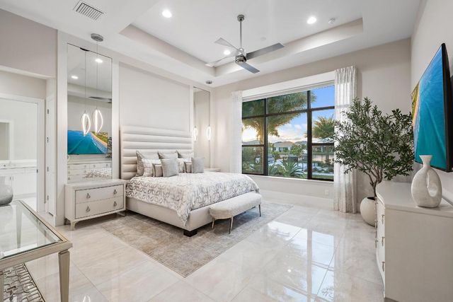 9243 Coral Isles Circle, Palm Beach Gardens, FL 33412